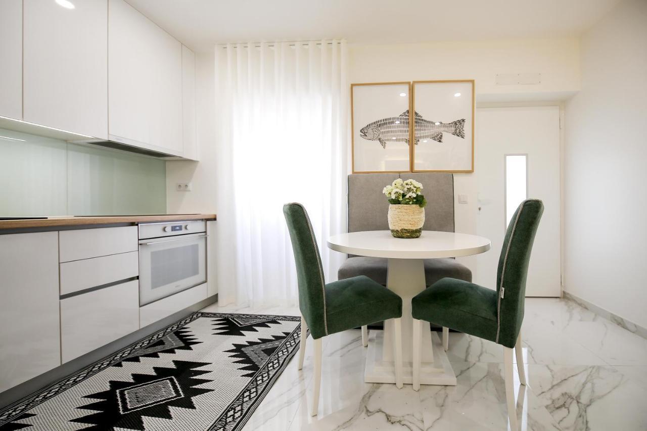 Dina Beach House Avo Mariana Nazaré Zewnętrze zdjęcie